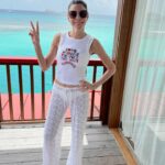 Heather Dubrow Instagram - Didn’t take many vacation pics - I really wanted to just enjoy - BUT wanted to show you how I showed up! Which of these looks is your favorite: 1, 2, or 3??