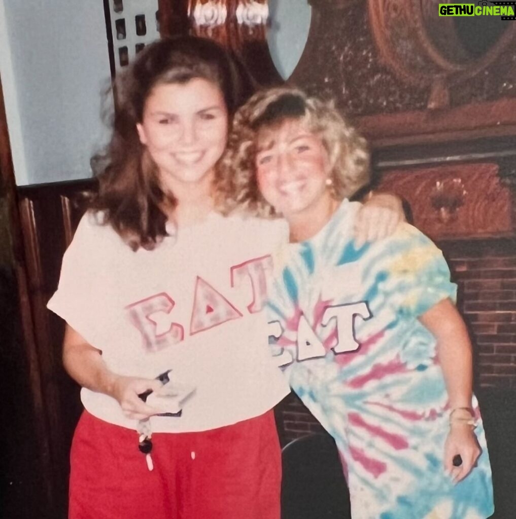 Heather Dubrow Instagram - #FBF with my dear sorority sister @stacyfritz ! Omg - I had certainly gained the freshman 15 ( or 25?!) and it’s not lost on me that Sigma Delta Tau looks like the word EAT! lol ALL joking aside , I look at this picture and I just see HAPPY. Such great memories @sigmadeltatau_su @syracuseu LET ME BE CLEAR… that at this time - I was happy as a person but not happy with my weight … and it’s taken me THIS MANY YEARS to be happy with both. That’s the lesson. It was all ALWAYS ok. Oh yeah - and also smoked back then … so many lessons to learn 🤦🏻‍♀️🤷🏻‍♀️❤️