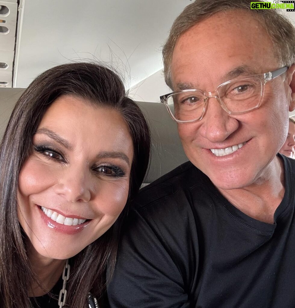 Heather Dubrow Instagram - Three things I love: @drdubrow, monogrammed EVERYTHING, and skincare !!! What you DON’T always get to see is all of the skincare, the self-care & the wellness that I do DAILY so that when events like Bravocon come up, I’m prepped and ready to go 💃🏻 @drdubrow and I are both obsessed with wellness (I mean we’ve written three books on it so it isn’t necessarily breaking news 🤷🏻‍♀️) and if you’ve ever wondered what we’d recommend- I’m SO excited to announce that Terry and I are doing a Health & Wellness Haul on @amazonlive TOMORROW @ 12PM PST!!! We will only be sharing things that we ACTUALLY love so make sure you tune in!!! Click the link in my bio and it’ll also be in my stories too ❤️Who’s ready???! I’m extra excited because this is happening just in time for the holiday season so it’s the health & wellness refresh that we all –probably– need AND some of these make for perfect gifts so GET READY !!