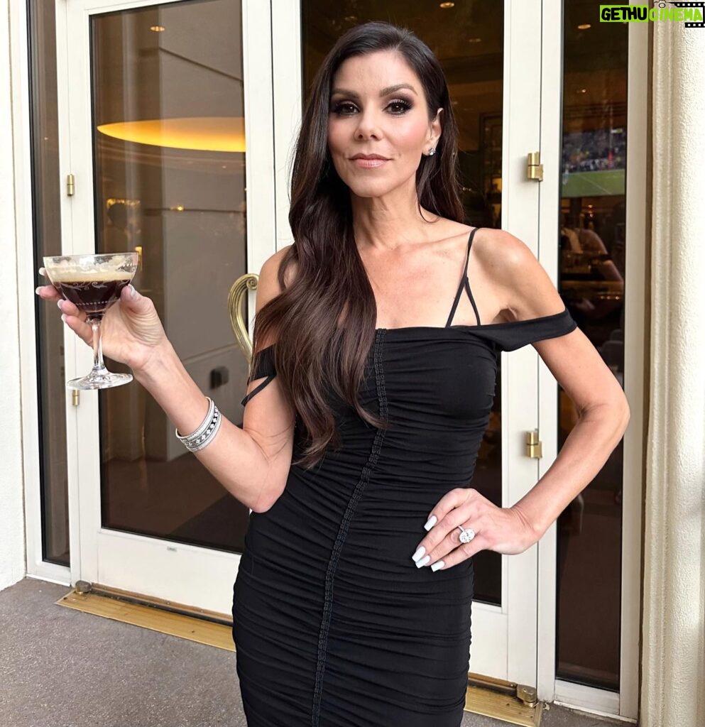 Heather Dubrow Instagram - I prefer my espresso in a martini glass… 💃🏻 also STILL thinking about this hair moment from #BRAVOCON - I loved it !!! Which was your favorite hair look of the weekend??? Long, my usual, or up??? (also… fun fact - all my makeup was done by ME !!! Thoughts? )