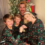 Heather Morris Instagram - A matching family jammies set: a childhood dream come true @littlesleepies @goodcarmastudio