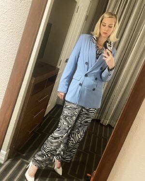 Heather Morris Instagram - 🧑‍🎄