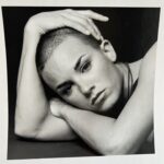 Heidi D'Amelio Instagram - Throwback to my shaved head days …should I bring this look back?? #TBT