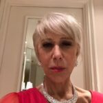 Helen Mirren Instagram - and incase you missed it an astounding necklace ( and earrings and bracelet) from Harry Winston that I was so honored to be able to wear. Thank you Harry Winston . You made me feel like a queen for the night!