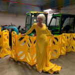 Helen Mirren Instagram - screening premiere of The Good Liar in New York. Later that night after the RedCarpet I got together with some traffic control! A great stylist ( lee harris) sees all possibilities