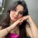 Helin Kandemir Instagram - Pazartesi 🦩