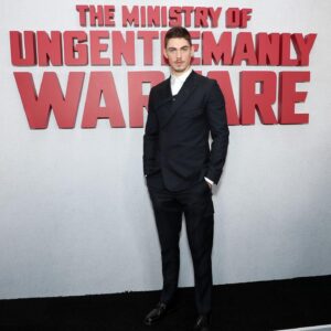 Hero Fiennes Tiffin Instagram - Ministry of Ungentlemanly Warfare NY Premier 

@ungentlemanlywarfare 
@lionsgate 
@initiativepr 
@cheryl_konteh 
@bentalbott 
@dior 
@omega