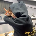 Hikaru Takahashi Instagram - ⁡ 「あの夜であえたら」 この作品に出会えてよかった。 あの日が誰かの心に残る 「あの夜」になっていたらいいな🌙 ⁡ この作品に携わったすべての方におーーーーきな拍手とハグを無理やりでも送りたいです！ なんてったって今作は技術面やお芝居面、多方面で挑戦的な作品で難しい試みも多かったと思います。でも皆さんのおかげで愛と熱意のこもった作品をお届けすることができて、その一員になれたことを誇りに思います。 すべての方に感謝！！！ ⁡ アーカイブ配信11/5まで！ 配信チケットぜひお求めください☺️✨ #あの夜 #あの夜であえたら