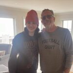 Hilarie Burton Instagram - Happiness is seeing Daddy . @jeffreydeanmorgan 😘