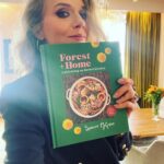 Hilarie Burton Instagram - Hello mystics! Had a fabulous time with @kellyripa and @instasuelos this morning. Today is Day 2 in my month long list of creatives I want to introduce you to. These are artists and makers who make the world more magical. And so my hope is that you will follow them and support their shops and products so that they can keep putting good energy into the world. Today I wanna profile someone that nourishes the soul, @ginger.tooth ! I’ve first picked up Spencre’s book #blottobotany on my very first trip to Salem four years ago this month. It was a pretty little green book in the most fabulous shop @hauswitch . We struck up a friendship online and I was so honored that she asked me to write the forward for her next book, an in-depth exploration into magical recipes that she has perfected over the years. #forestandhome is a gorgeous book and I am so proud of Spencre for continuing to find enchantment in food. When we unveiled the cover of Grimoire Girl, she sent me a message. We both recognized the similarities between her little green book and mine. Green is the color of abundance. The color of renewal. Make sure you pick up her beautiful books to gift the Kitchen Witch in your life!