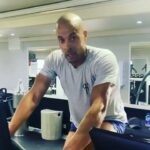 Hilary Swank Instagram - “Sometimes we get lost in life. We don’t know if we should go up or go down, left or right. We lose our focus, passion, motivation, and desire. When all that happens, you still must grind!” Repost from @davidgoggins via @deontaylor 👊🏽🙌🏽 #MissionMonday #WhatsYourMissionStatement? #MakeAChoice #MakeItHappen