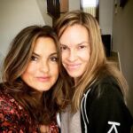 Hilary Swank Instagram - Love this woman. She is a true treasure. So grateful to call her my BFF 💝🙌🏽💫 . . . Repost @therealmariskahargitay 💜