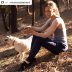 Hilary Swank Instagram - We would like to encourage women everywhere to take some time for themselves. We know it doesn’t always come naturally as we are nurturing all our loved ones, but we need to value ourselves and our environment too. #Repost @missionstatement #MakeAStatement #LiberateLuxury #ForeverElegant #NationalDayOfEncouragment