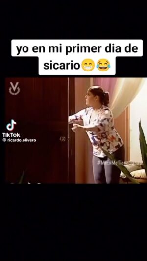 Hilda Abrahamz Instagram - Nosotros en mi ex me tiene ganas 😂🤣🤣

Que cool cuando te toca trabajar con tus amigos 💜

Los quiero 💜✨✨✨

@carolina.perpetuo 
@amandagutierrezpadron 
@soyjaviervidalpradas