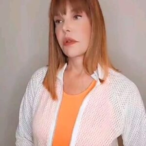 Hilda Abrahamz Instagram - Empezamos la semana con un poquito de humor😂

Que tengan un excelente día 😊 

Se les quiere.

#hildaabrahamz #lunes #feliziniciodesemana✌