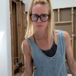 Holly Holm Instagram - “Stop. Oscillate and listen. We’re almost done with this brand new addition.” Started as a joke…. Then I wasted time making this reel. Projects are always more fun with my family. If your brothers won’t act ridiculous with you, are they even your brothers? Keep an eye out for the finished product cause I’m pretty sure it’s gonna come out spectacular! @weston_holm