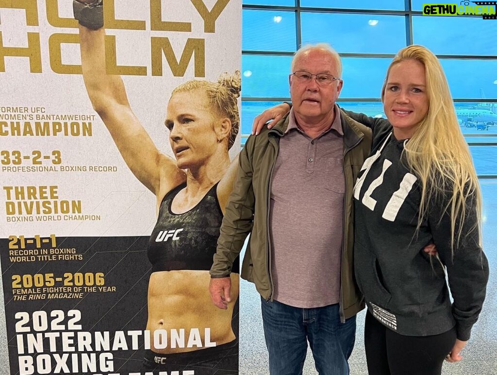 Holly Holm Instagram - My father is a one of a kind and I am so blessed he is mine. Happy Father’s Day, Dad. ❤️