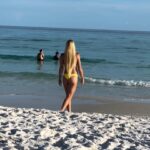 Holly Holm Instagram - Just enjoying this journey we call life.