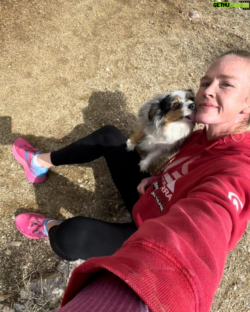 Holly Holm Instagram - Post run, feeling accomplished and a few salty kisses from River. One step closer #ufc300