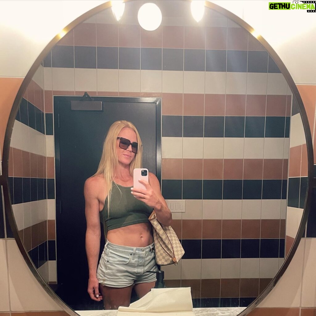 Holly Holm Instagram -