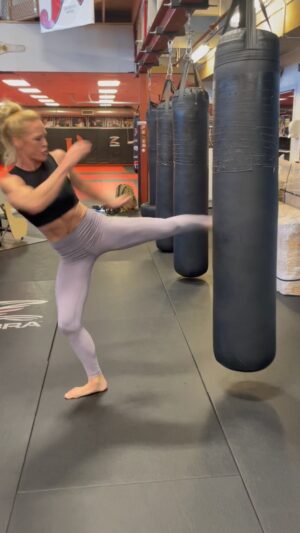 Holly Holm Thumbnail - 28.6K Likes - Top Liked Instagram Posts and Photos