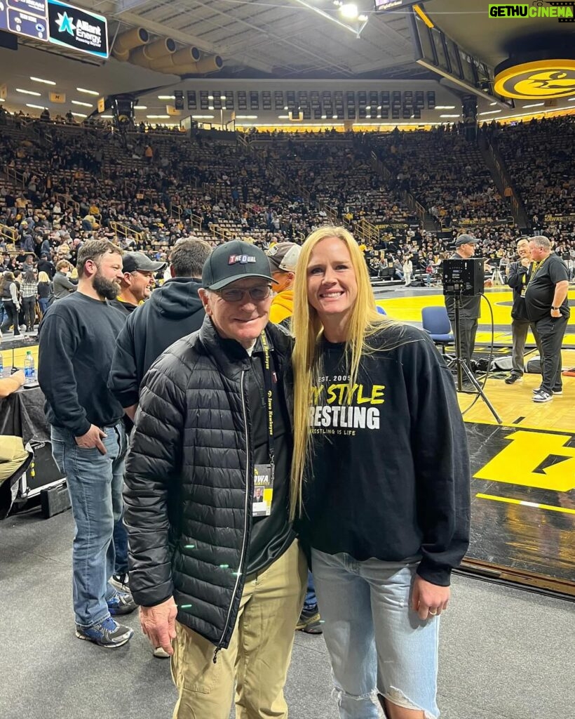 Holly Holm Instagram - What an honor to meet the legend Dan Gable and the wrestling team at @iowahawkeyewrestling . Any time I can go see my guy @realvvoods wrestle live you know I’ll be there. Tom Brands, Jeni Brands, Chad and everyone at Iowa City. Thank you for the experience and the hospitality. This was my first experience at a major dual meet. I hope to make it back to this electric place. 🔥 And as ALWAYS, it’s great spending time with some of my favorite people @izzystylewrestling @clayguida @kennedyblades #izzystylewrestling #teamwoods