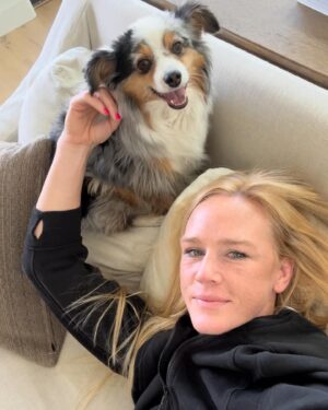Holly Holm Thumbnail - 32.4K Likes - Top Liked Instagram Posts and Photos
