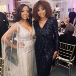 Holly Robinson Peete Instagram - Heeey Detroit! 😘 Sooo honored and humbled! 🙏🏾Thank you, Dr. Lisa Wicker and #careermastered! Such a beautiful night at the museum! #detroit