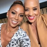 Holly Robinson Peete Instagram - Hello Chicago, Hello!! What a beautiful empowering, uplifting soul-nourishing day! Few places am I more comfortable than in rooms full of autism families🙏🏾🙏🏾😃😃. So thrilled to be part of a fireside chat at @debravines @theanswerinc Annual #Autism And Developmental Differences Expo!! There were so many cool resources and the vibes were so supportive. The community energy was popping! Thank you to everyone who came out. The autism community is a unique one. Especially for black and brown families who don’t have as much access to services and interventions and diagnosis as other communities! Thank you to all the parents who came out to advocate for their children and loved ones 💓💓💓💓💓💓💓
