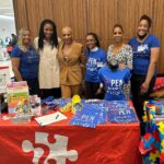Holly Robinson Peete Instagram - Hello Chicago, Hello!! What a beautiful empowering, uplifting soul-nourishing day! Few places am I more comfortable than in rooms full of autism families🙏🏾🙏🏾😃😃. So thrilled to be part of a fireside chat at @debravines @theanswerinc Annual #Autism And Developmental Differences Expo!! There were so many cool resources and the vibes were so supportive. The community energy was popping! Thank you to everyone who came out. The autism community is a unique one. Especially for black and brown families who don’t have as much access to services and interventions and diagnosis as other communities! Thank you to all the parents who came out to advocate for their children and loved ones 💓💓💓💓💓💓💓