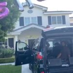 Holly Robinson Peete Instagram - 🎂🍾🎤Today is the birthday of one of my favorite singers! In 2020 for our 25th anniversary, we couldn’t celebrate like we wanted to with everyone being inside for the pandemic. Well, our friend @officialjeffreyosborne agreed to come have a socially distant driveway sunroof top serenade for this milestone moment!!! We will never ever forget this act of selfless friendship… and sang our wedding song Love Ballad ! Who does this?? 🥹🥹🥹Happy birthday to you, JO!! Your voice still sounds like it’s 1976 when you first dropped this iconic single! #HappyBirthday #JeffreyOsborne #LoveBallad Question: What’s your favorite smash from JO??