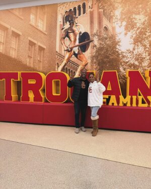Holly Robinson Peete Instagram - Soooo Funnn! Congratulations @uscwbb!!! #SweetSixteenBound ✌🏾❤️💛🏀 #marchmadness #FightOn #uscwomensbasketball