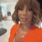 Holly Robinson Peete Instagram - What an excellent way to spend #WorldAutismAcceptanceDay!! I was honored to be asked to moderate a panel for one of my favorite shows #LoveOnTheSpectrum!! I feel like I know these people so well and being a super fan of the show I couldn’t wait to talk to them. 🫶🏾😍If you haven’t seen the show, you don’t know what you’re missing! Thank you @netflix for picking the show up for a season three! 🎉🎉We can’t wait to see what happens as these beautiful people continue their love journeys. It was such a pleasure to meet show creator Cian, as well as Abby, David, Connor, Lise (Connor’s mom) and Dani! Drop a 💙 if you love this show like I do!
