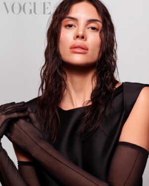 Holly Scarfone Instagram - “In our latest edition of Vogue Beauty, we have witnessed a revolutionary change: the metamorphosis of the iconic Holly Scarfone in a presentation never seen before. How to define this radical change? In a word: authenticity. Since her inception, Holly has been a woman with vision, a fusion between personal dreams, professional goals and a burning desire to transform the world with positivity.

As part of this photo rebellion, we were able to get up close and personal with Holly, who shared her thoughts with us, reflecting a voice that transcends physical beauty and embraces inner strength as the heart of true elegance. Her words will resonate with those seeking inspiration: ‘The sky is the limit. Follow your passion and don’t let the fear of failure restrict your horizon.’

The tone you want to project? A genuine reflection of herself: a woman with dreams and goals, longing to leave a positive mark on this world. Beyond physical attributes, Scarfone reminds us that beauty emanates from an inner confidence, illuminating our unique features with an unmatched radiance.

Holly Scarfone is the personification of a beauty that transcends the physical, a strength that emanates from the inside out, a muse for those who dream of achieving the unattainable. Find out more about this new chapter of Holly in our pages!”

LINK IN BIO