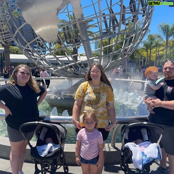 Honey Boo Boo Instagram - Thank you to @unistudios for the tickets, we had the BEST time!! We will be back. #sponsored ❤️