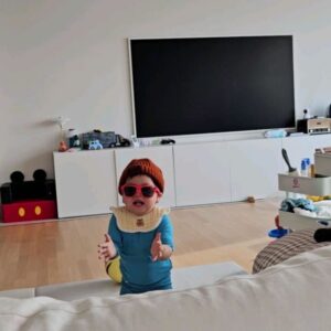 Hong Hyun-hee Instagram - 다들박수👏👏👏👏👏👏👏👏저  500일 됐어요
선물은.우유 아이스크림 두입 ㅋㅋㅋ먹었어요 😊