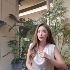 Hong Jin-young Instagram - 모두들 행복한날 보내세요♡