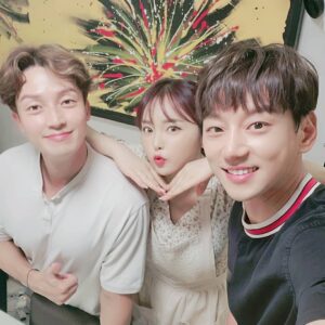 Hong Jin-young Instagram - 내가 인간적으로 넘좋아하는 남자사람 오빠들☺ 셋의 합이 너무 찰떡ㅋ