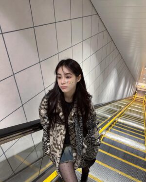 Hong Su-zu Instagram - ☁️