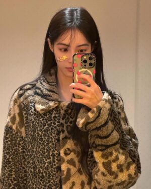 Hong Su-zu Instagram - 💦