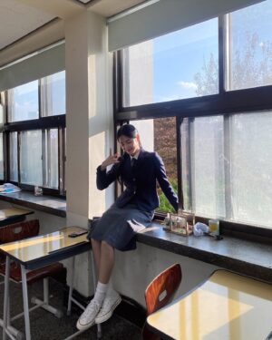 Hong Su-zu Instagram - 🤧