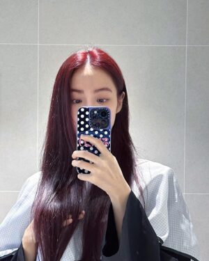 Hong Su-zu Instagram - 👧🏻