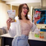 Hony Estrella Instagram - Me encanta esta fibra quemadora 🫶🏻 poder combinarla con ejercicios, dejando de consumir azúcar y tomando agua suficiente durante el día 🤓 pude ir viendo pequeños cambios en mi 💃 puedes consultar en @integralesproeden para adquirir los ricos batidos y las fibras.