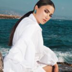 Huda ElEtrreby Instagram - @carolinaherrera 🤍 Photographer @mseifphotography Stylist @nourbozz Stylist assistant @waelfrng Makeup @kiwarkis Hair @toni.saade Earrings @auroreezzedine