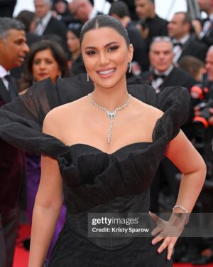 Huda ElEtrreby Instagram - #cannesfilmfestival ,i feel the love tonight 🥰 What an incredible experience !I’ve long dreamed of having a movie there in competition and one day I will make it happen i promise 🤞. I am honored to share that with @abdullahsakkijhajewelry  Who designed this incredible piece specially for me 🤍