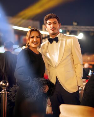 Huda Hussain Instagram - 💫⭐️ @_burakdeniz