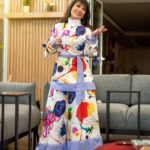 Huda Husain Instagram - هذه القطعه الجميله اللي لابستها من ✨✨ @ramzenworld @iamramzen www.ramzen.com