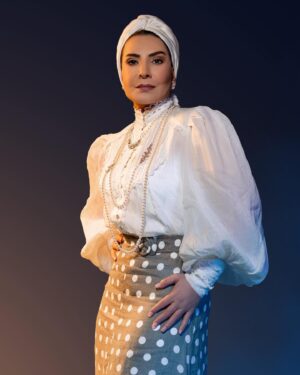Huda Hussain Instagram - وانتهت حكايتنا #من_شارع_الهرم_الى  @hebahamada  @jamal_sanan  @eaglefilmsprod  #المثنى_صبح 💫✨💫✨💫✨💫✨ كل عام وانتوا بخير