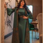Huda Husain Instagram - @zoogha شكرا لارقى اتلييه في الكويت 💫..💫💫 سحبوا الشاشه