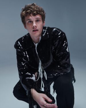 Hunter Doohan Instagram - @mood__magazine 

Photography  @anthony__giovanni 
Fashion @edwin.j.ortega 
Grooming @heyannabee
Words @iamfabio_
Video @aramisduran_